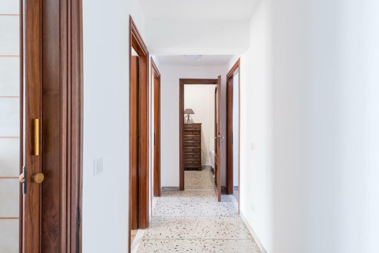 Appartement Hortis Apartment, 5 Persone, 2 Camere, Balcone, Metro C E Tram Per Il Centro *