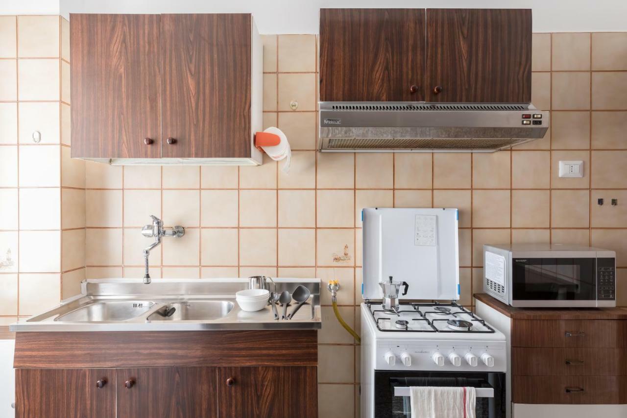 Hortis Apartment, 5 Persone, 2 Camere, Balcone, Metro C E Tram Per Il Centro Appartement